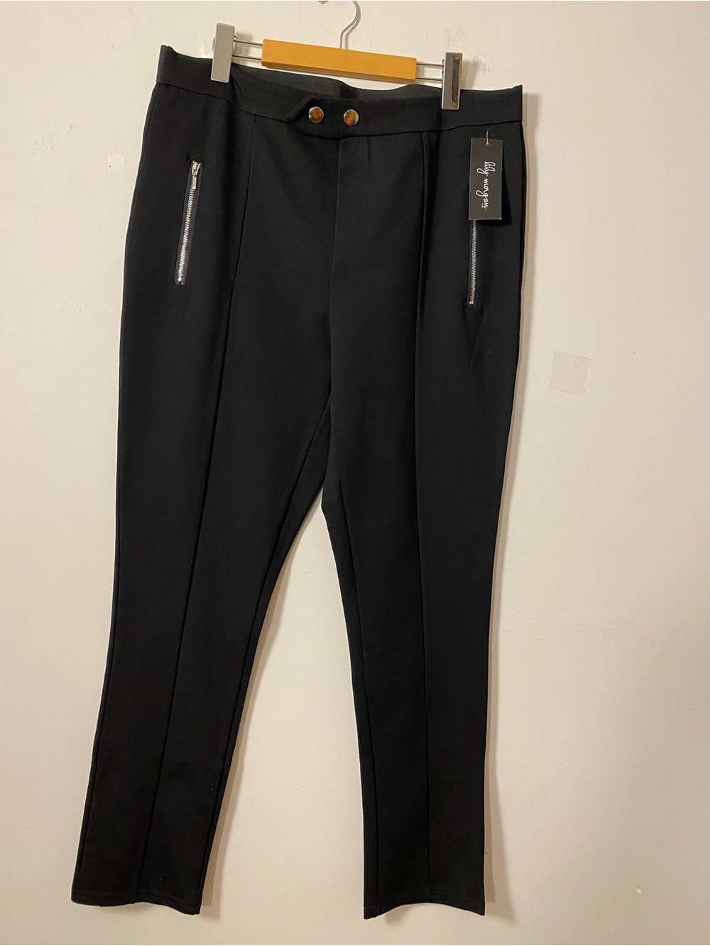 NWT Black Stretch Zip-Front Pants